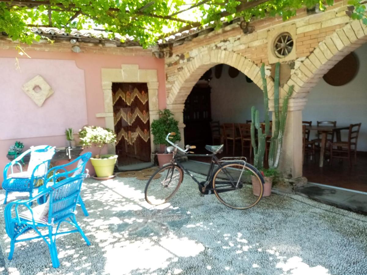 Agriturismo Il Melograno Riola Sardo Eksteriør billede